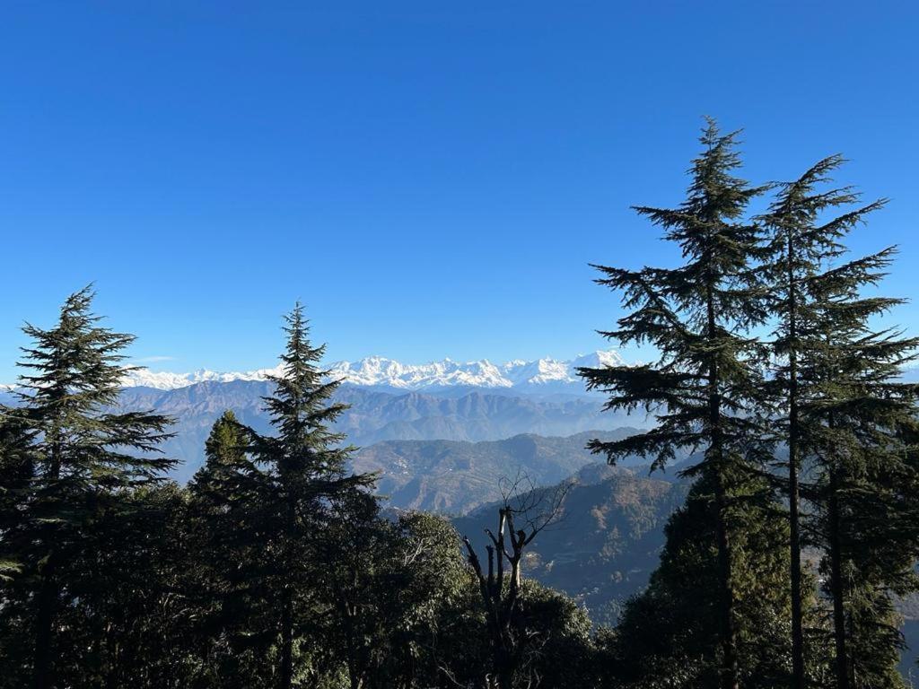 The Deodar Inn Pauri Extérieur photo