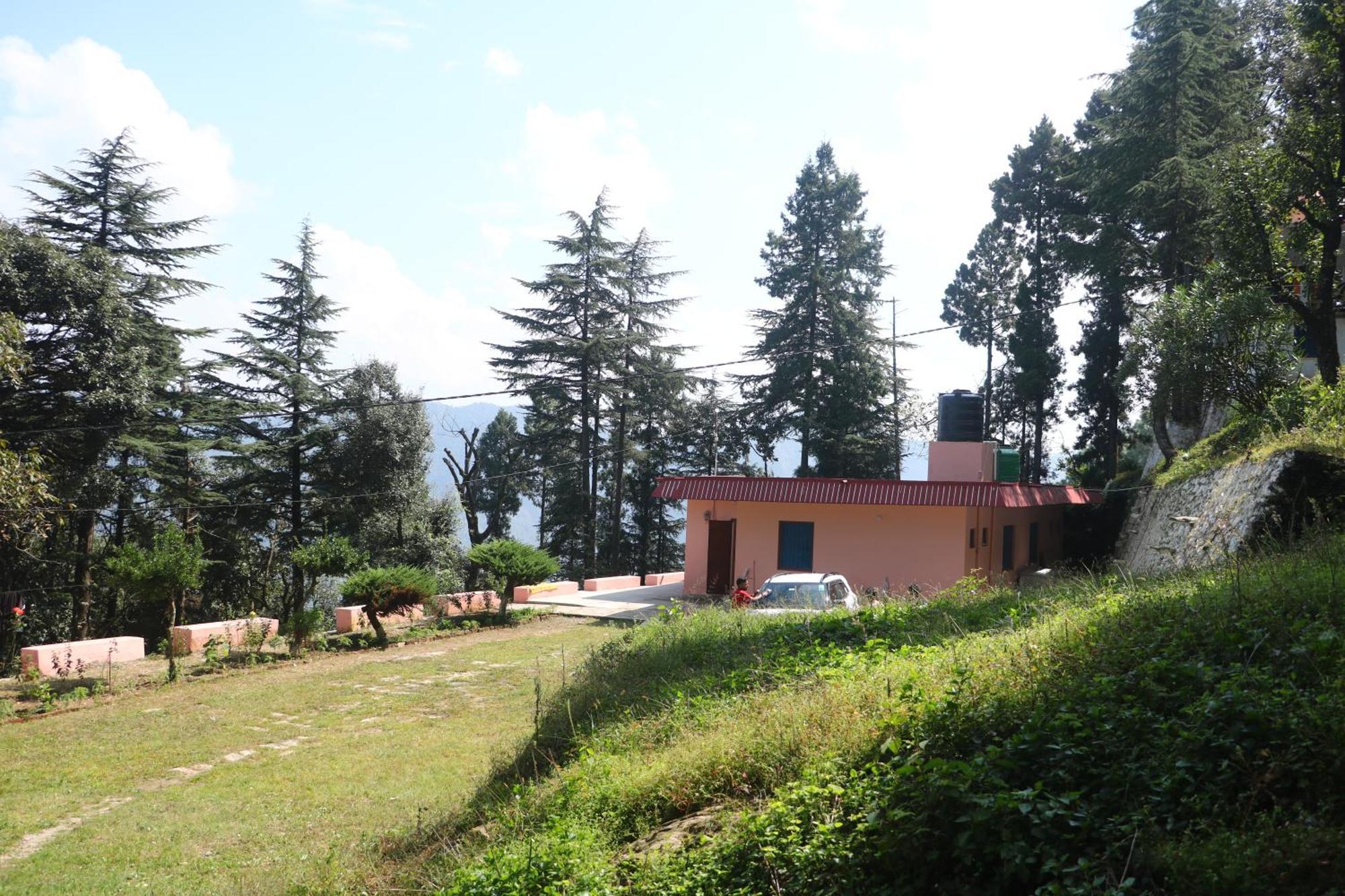 The Deodar Inn Pauri Extérieur photo